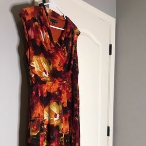 Floral sleeveless dress